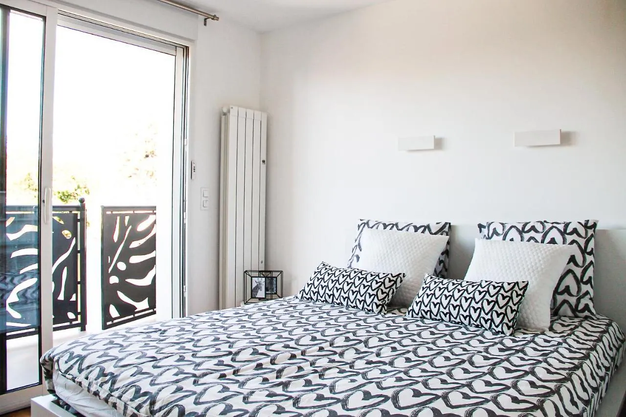 Grand T1 Moderne Jardin Pres De Cdg Apartment Le Thillay 0*,